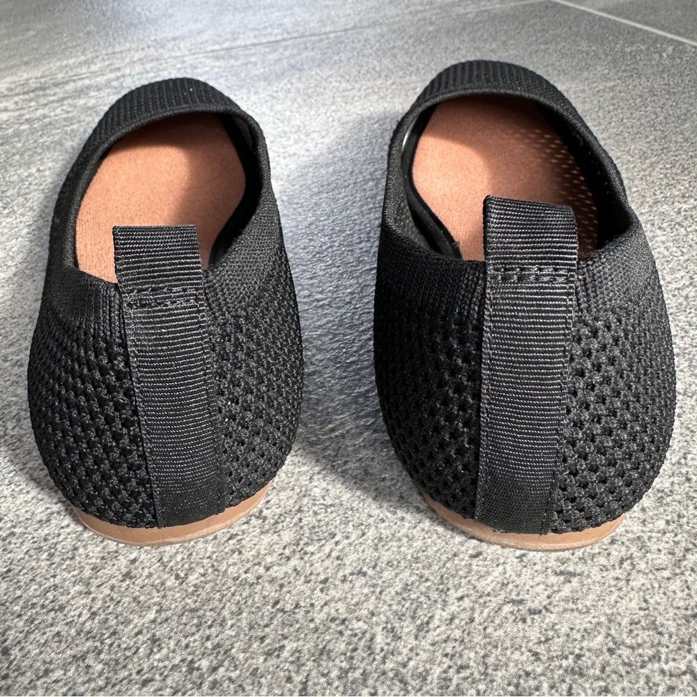 EUC Lucky "Daneric" Black Slip‑On Ballet Flat Square Toe Washable Travel Shoe 7 - Picture 4 of 13